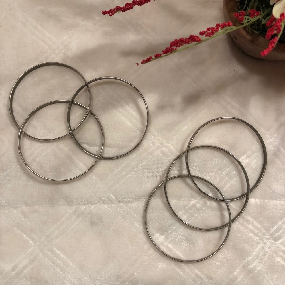 3 Interlocking Bangle Bundle - Picture 4 of 7
